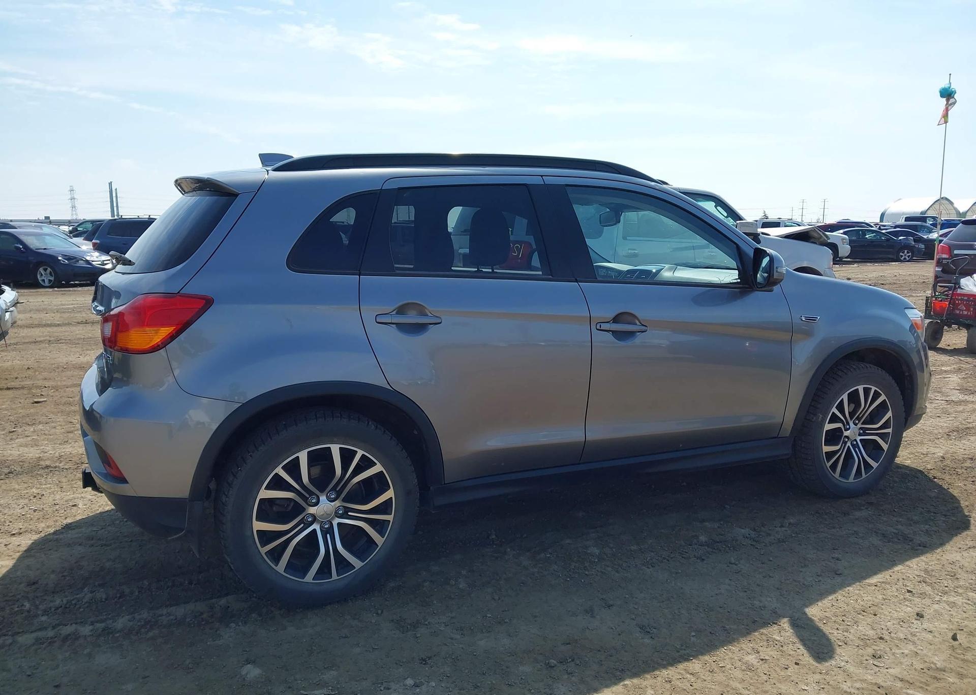 2018 MITSUBISHI RVR GT