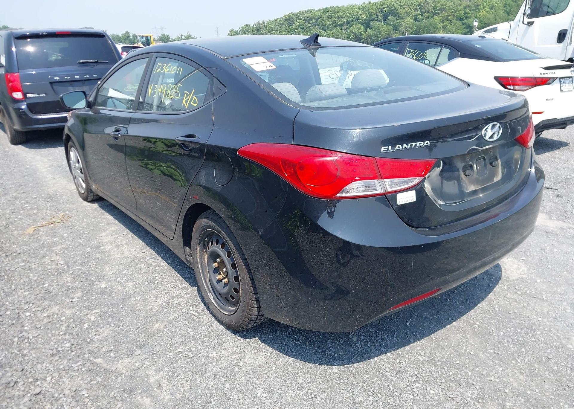 2013 HYUNDAI ELANTRA GLS