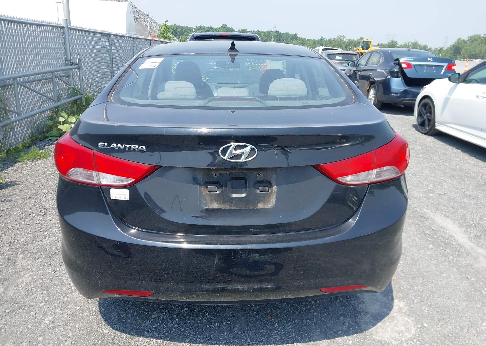 2013 HYUNDAI ELANTRA GLS