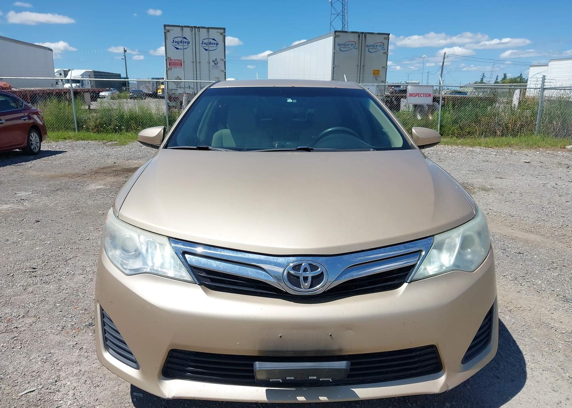 2012 TOYOTA CAMRY LE