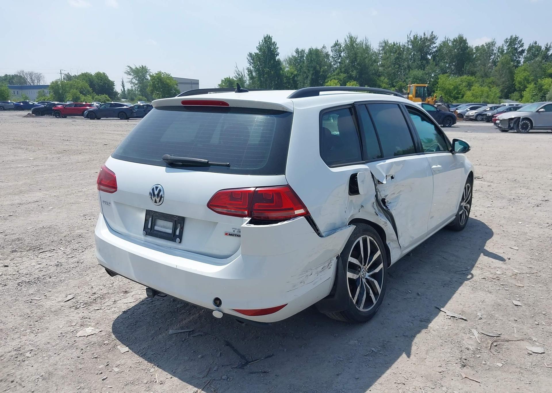 2017 VOLKSWAGEN GOLF SPORTWAGEN