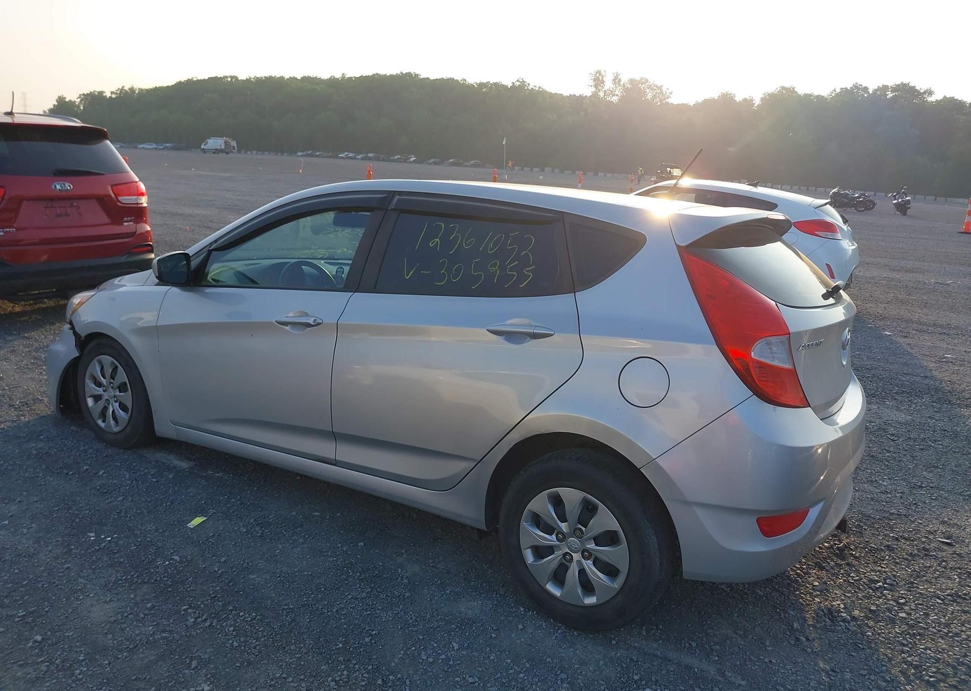 2017 HYUNDAI ACCENT SE