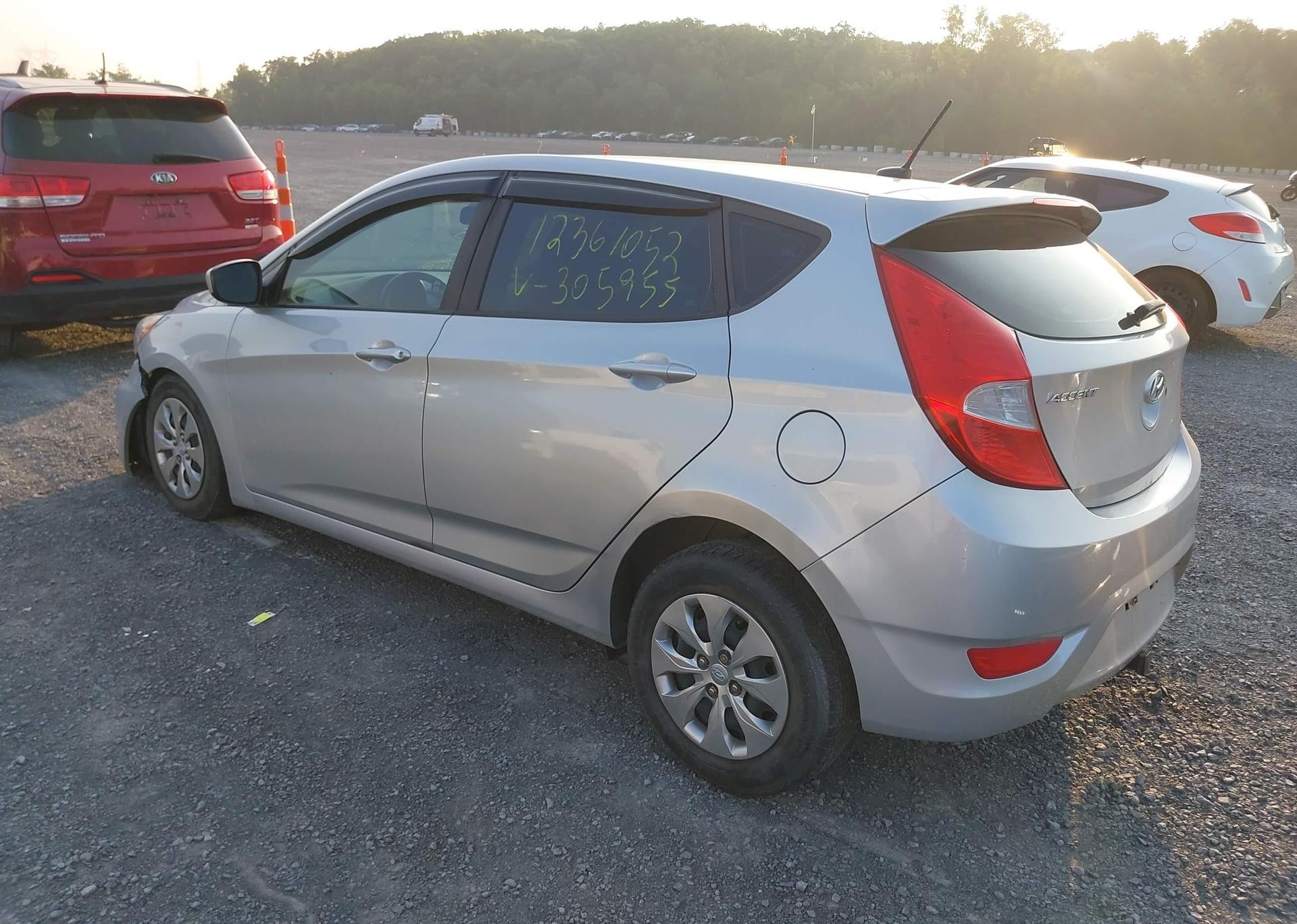 2017 HYUNDAI ACCENT SE