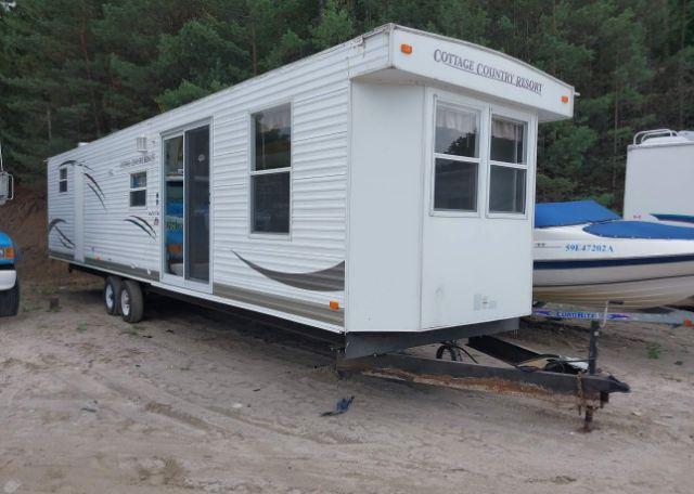 2007 Cottage Country Resort Trailer