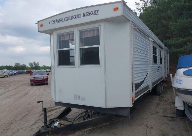 2007 Cottage Country Resort Trailer