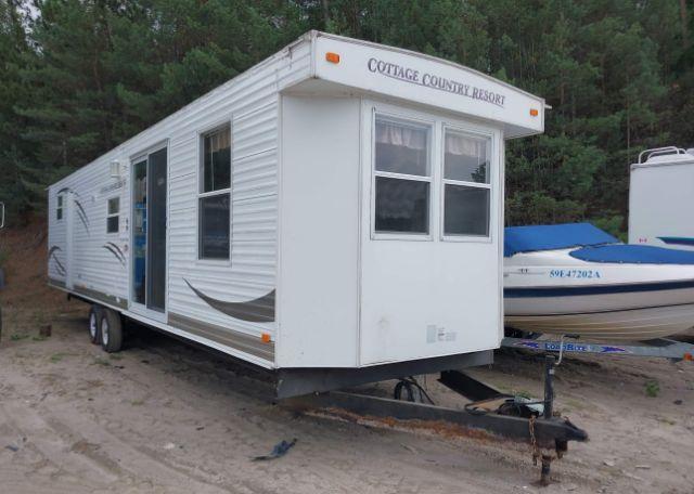 2007 Cottage Country Resort Trailer