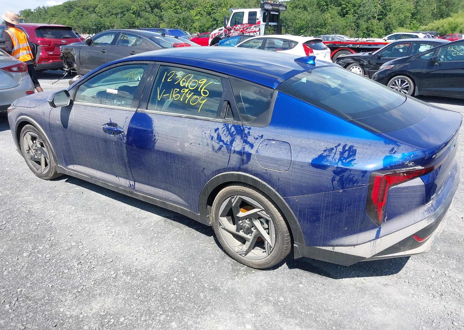 2025 KIA K4 EX