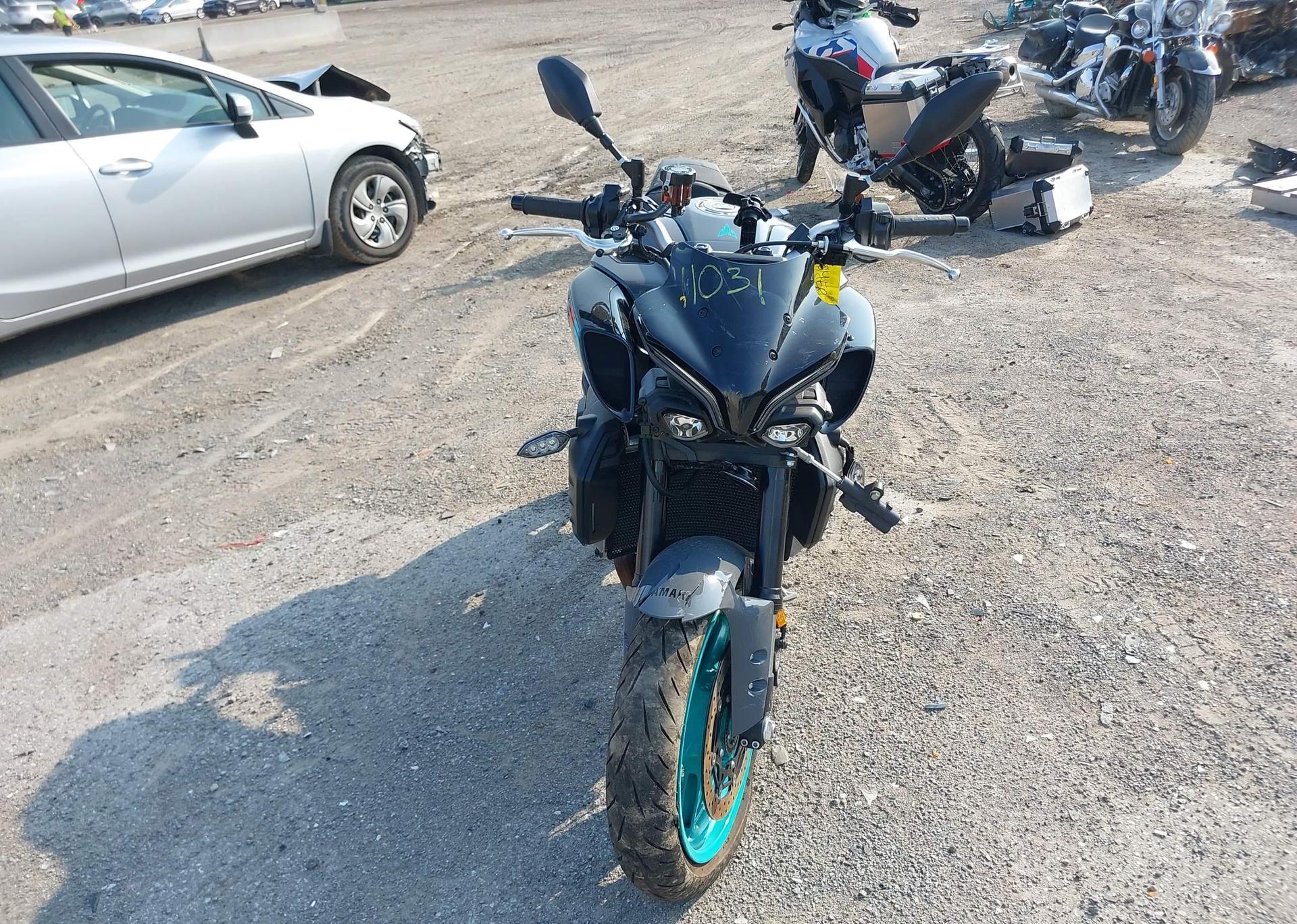 2022 YAMAHA MTN1000