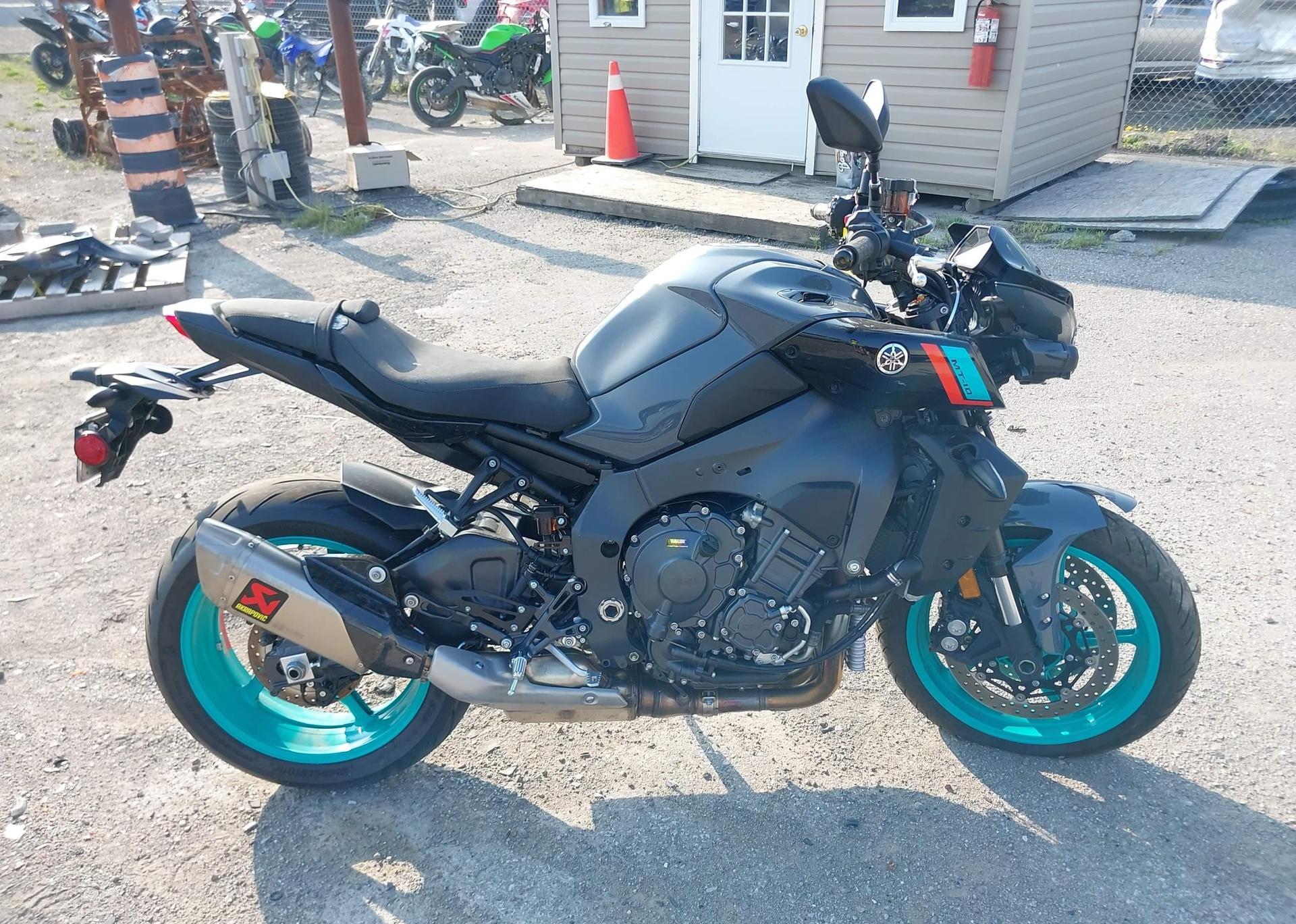 2022 YAMAHA MTN1000