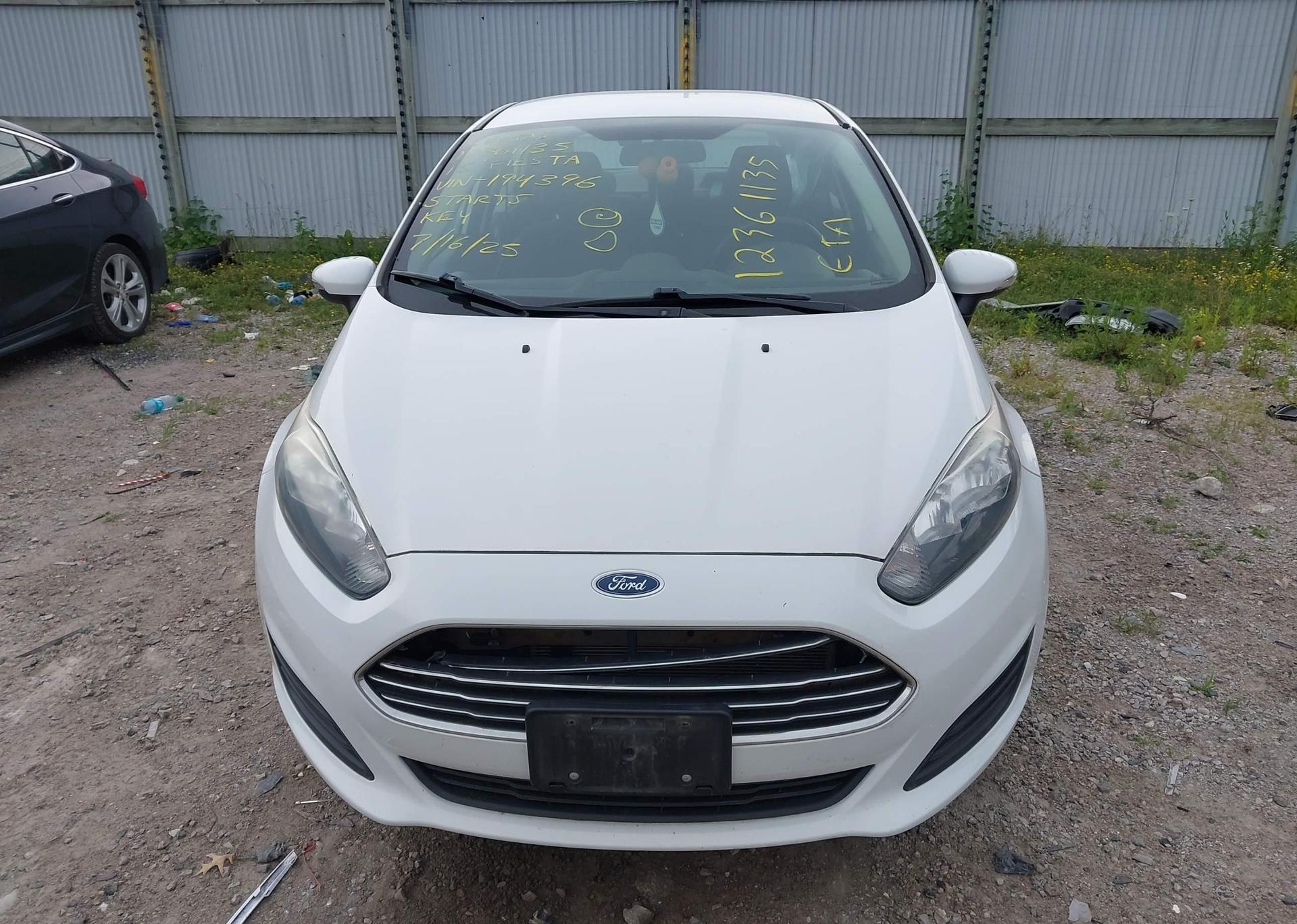 2015 FORD FIESTA SE