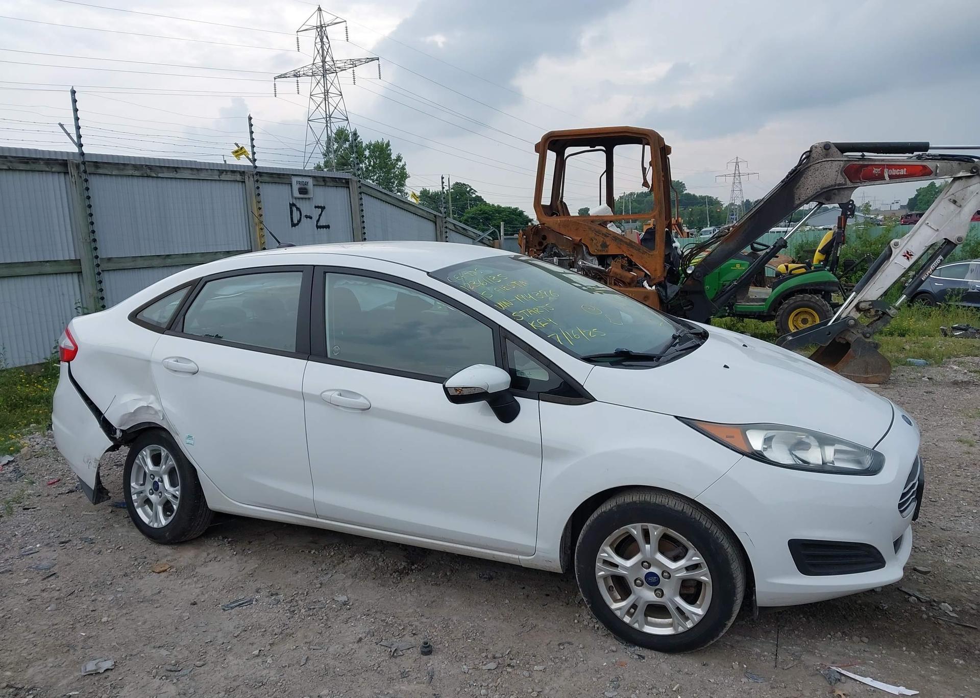 2015 FORD FIESTA SE