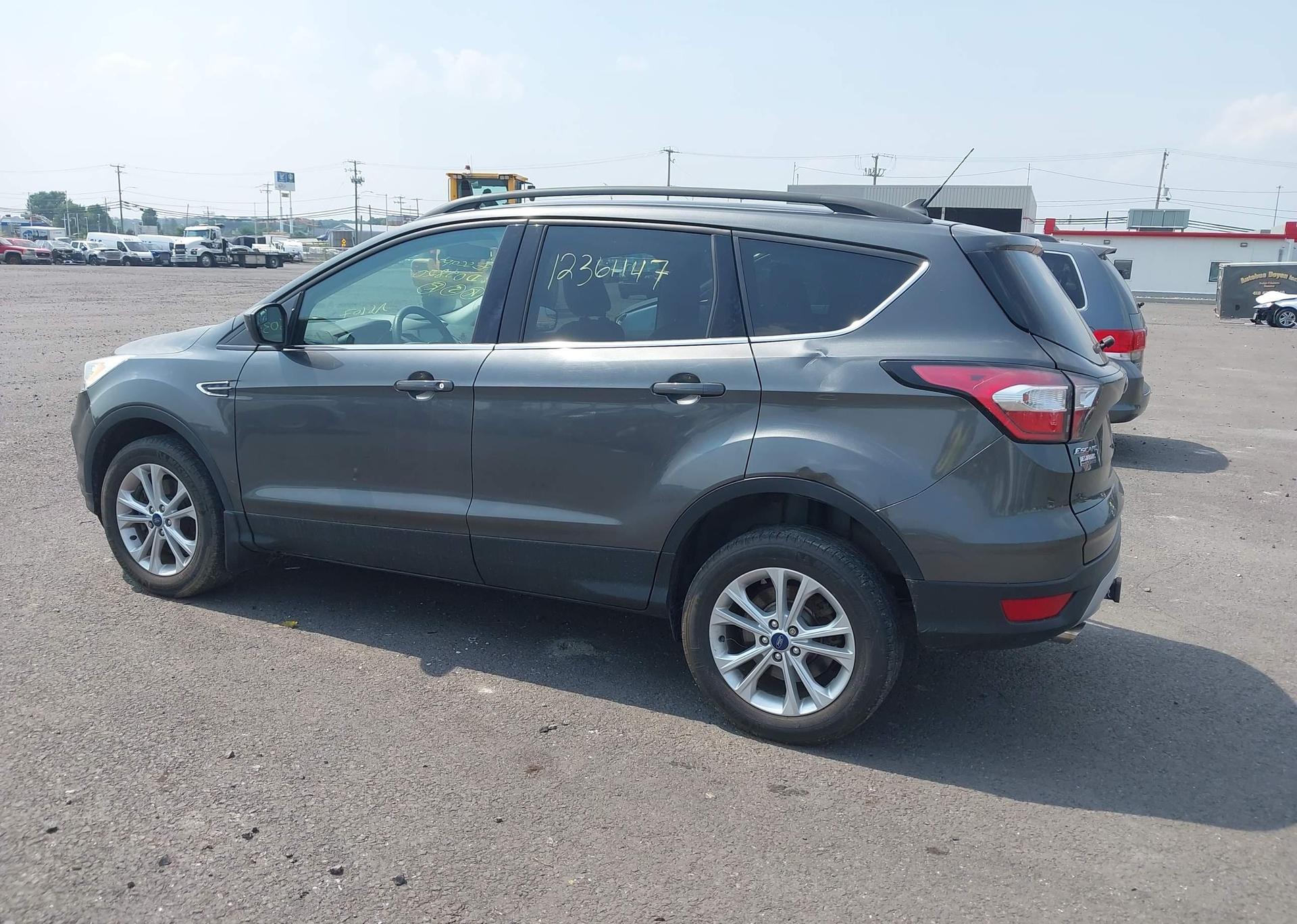 2018 FORD ESCAPE SEL