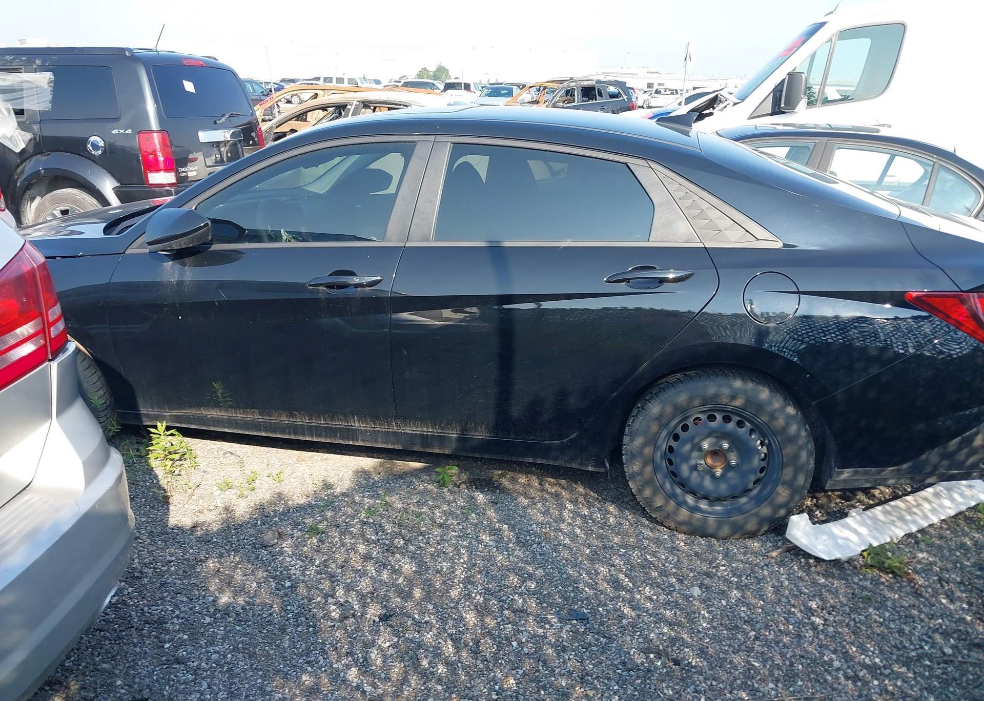 2024 HYUNDAI ELANTRA ESSENTIAL