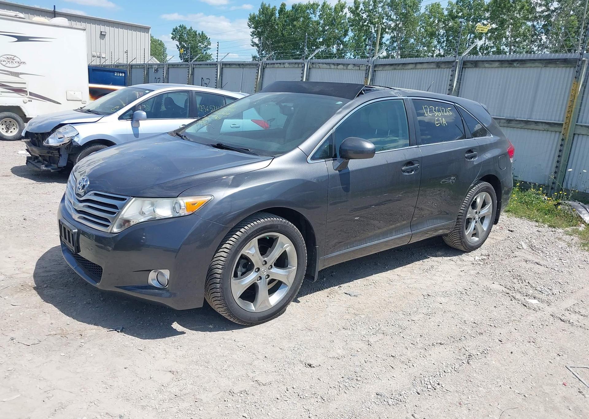 2011 TOYOTA VENZA