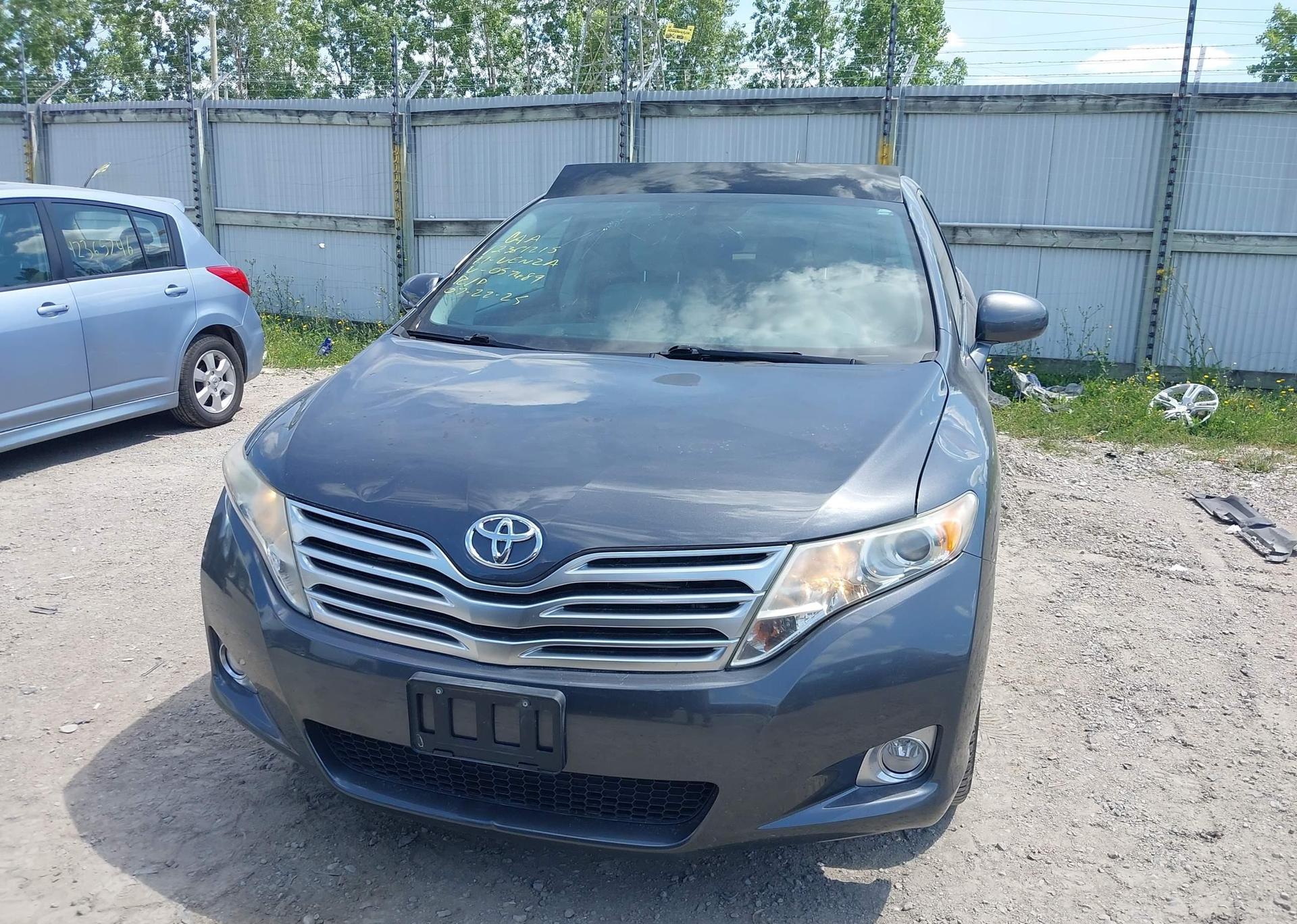 2011 TOYOTA VENZA