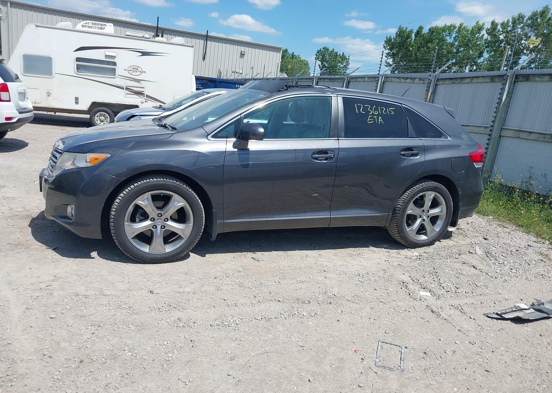 2011 TOYOTA VENZA