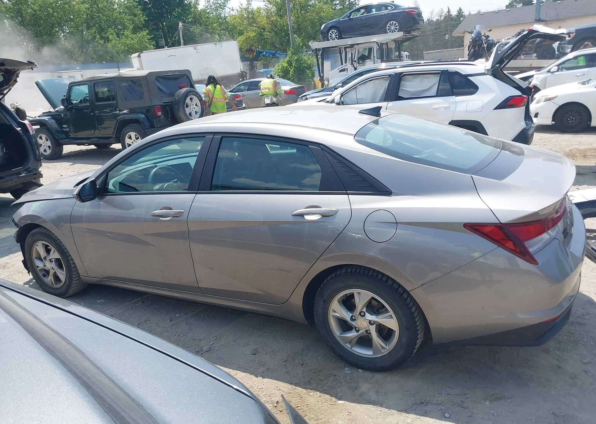 2023 HYUNDAI ELANTRA