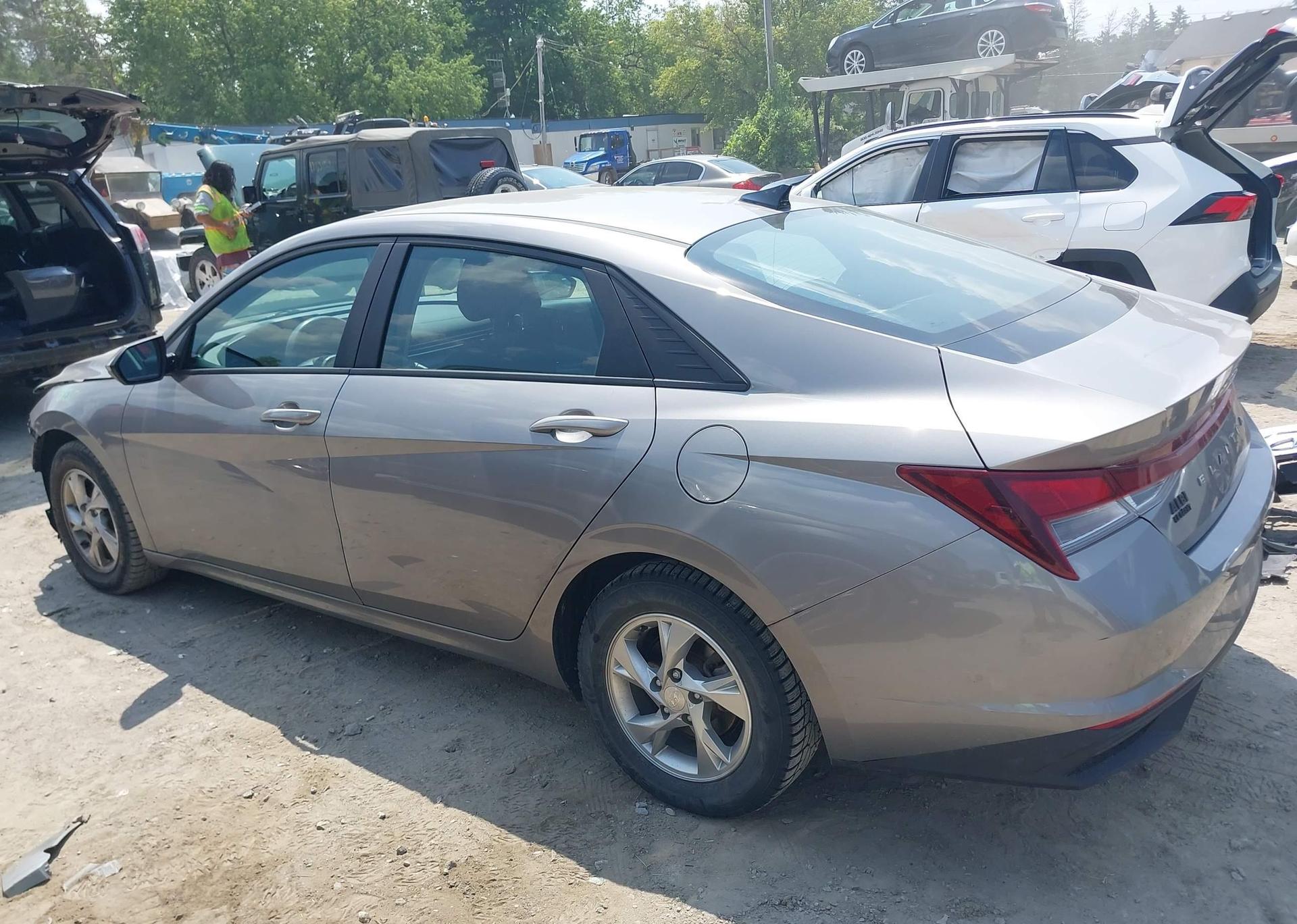 2023 HYUNDAI ELANTRA