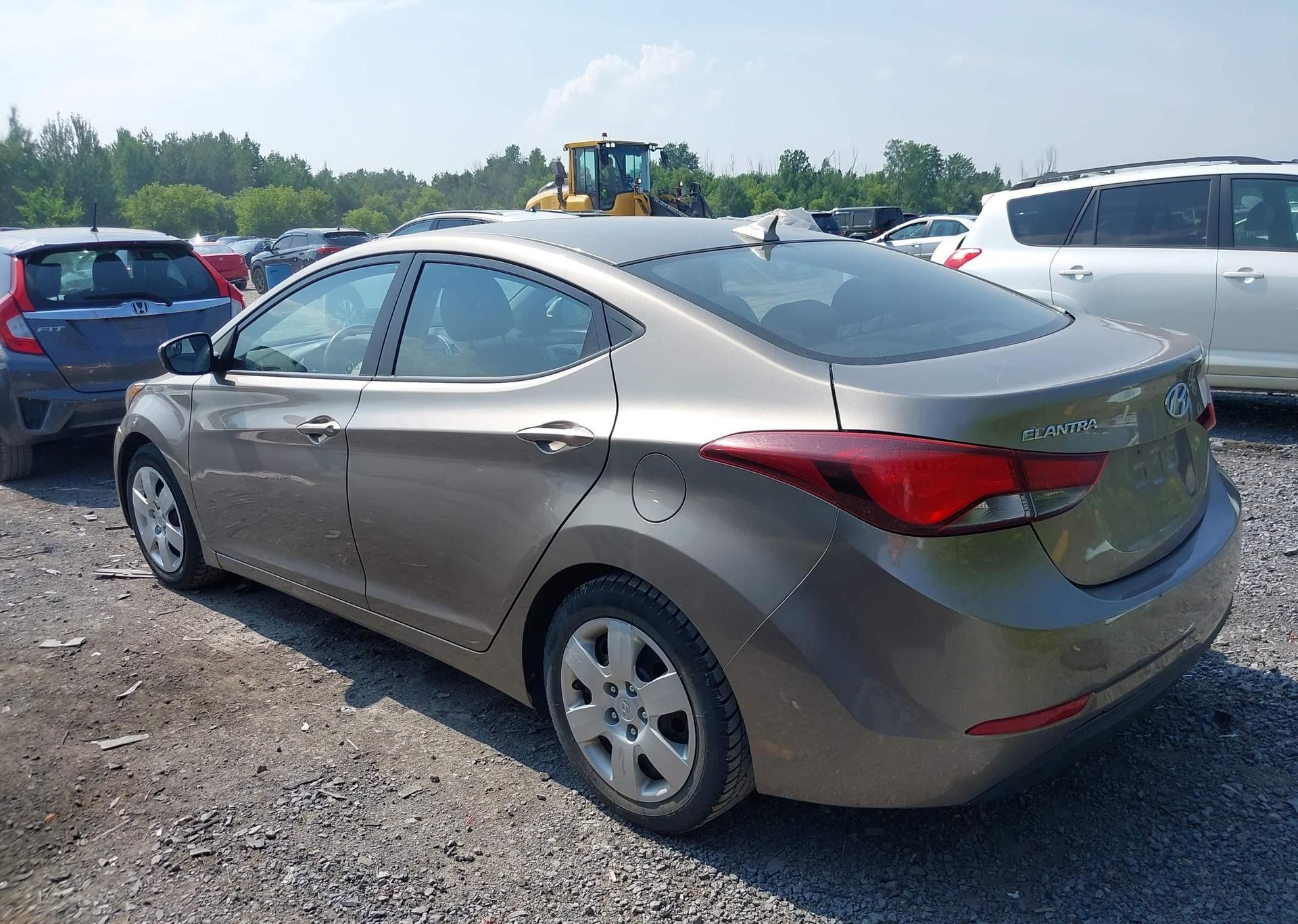 2014 HYUNDAI ELANTRA GL