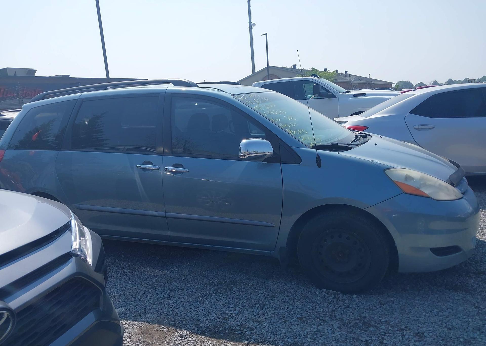 2008 TOYOTA SIENNA CE