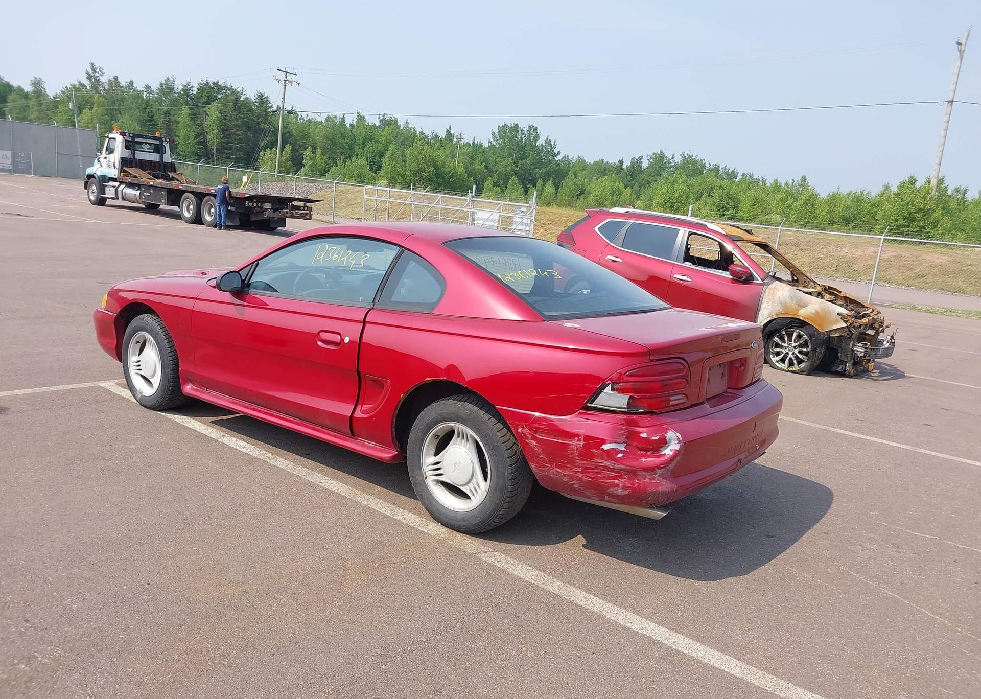 1995 FORD MUSTANG