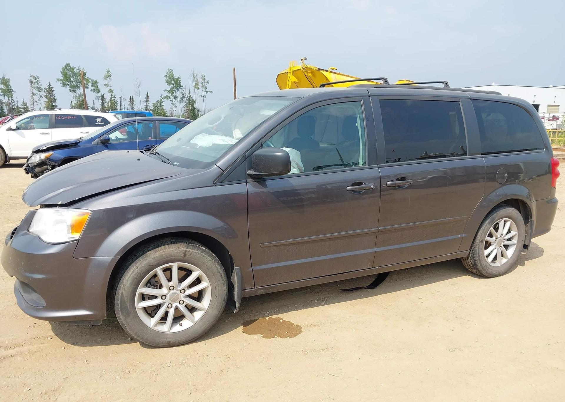 2015 DODGE GRAND CARAVAN SE