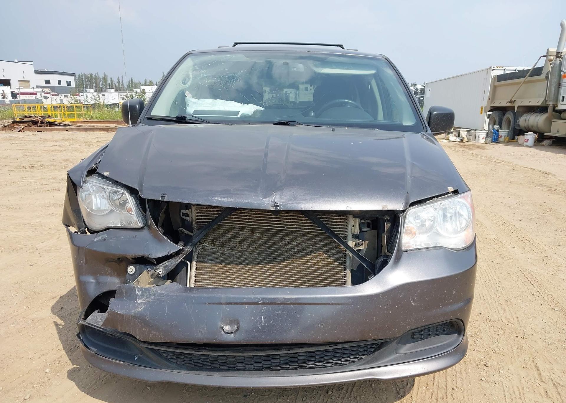 2015 DODGE GRAND CARAVAN SE
