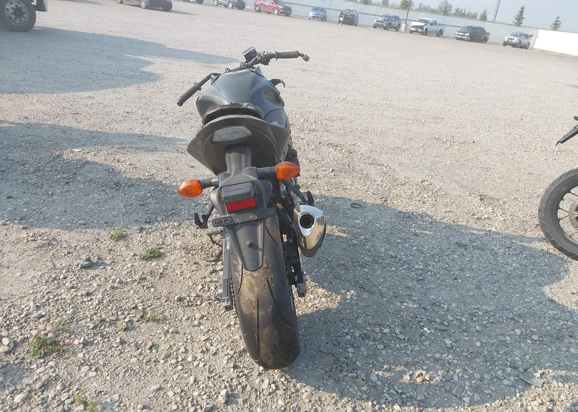 2021 SUZUKI GSX-S750 M