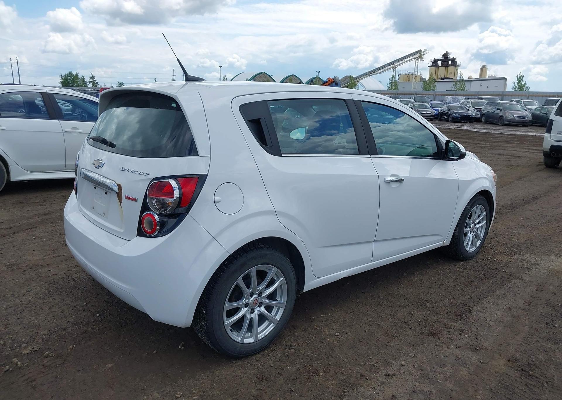 2012 CHEVROLET Sonic LTZ