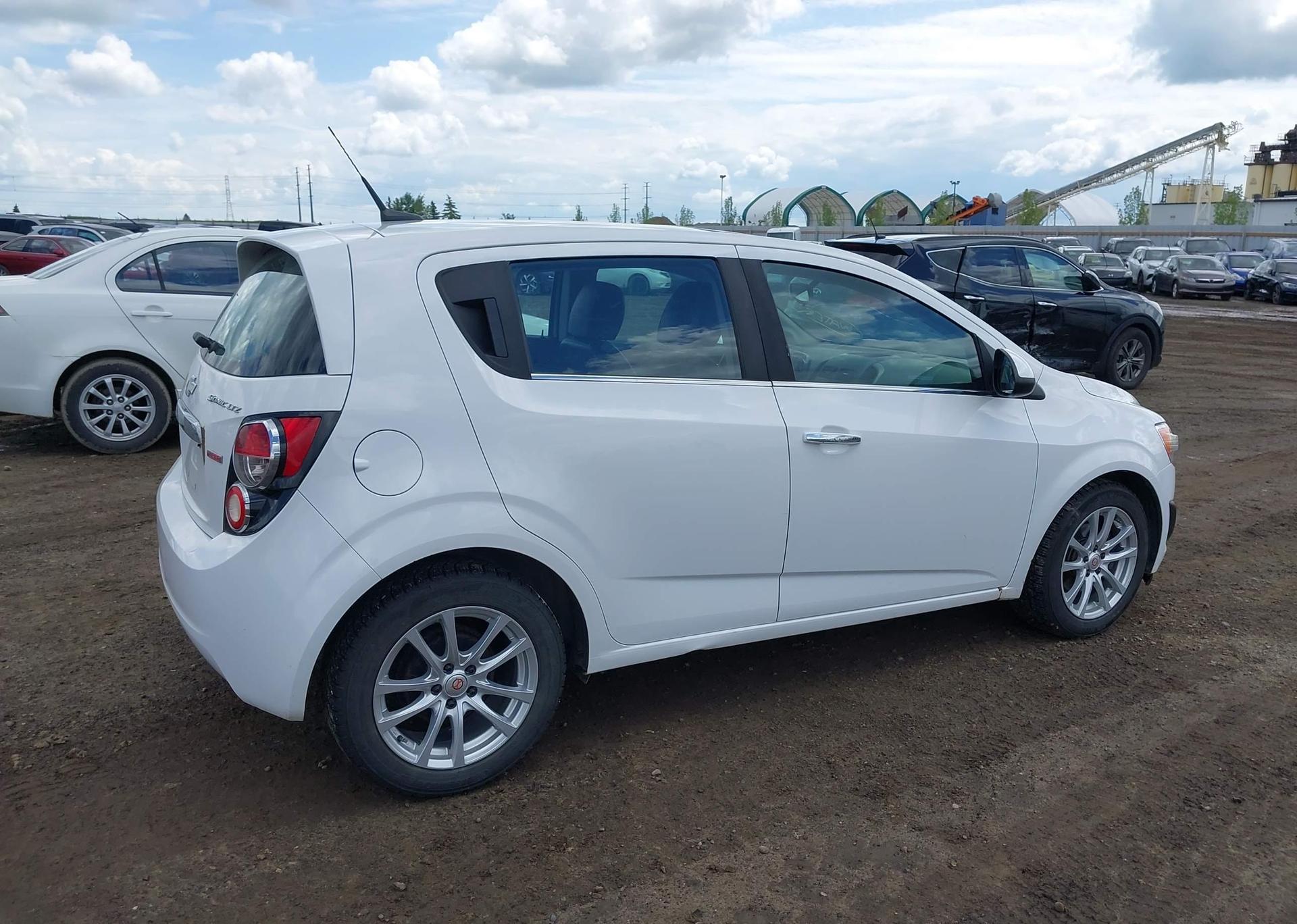 2012 CHEVROLET Sonic LTZ