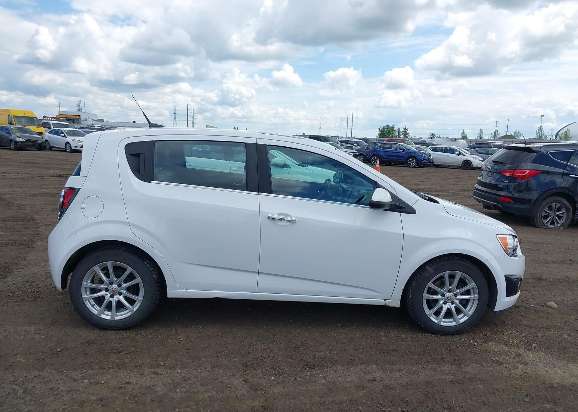 2012 CHEVROLET Sonic LTZ