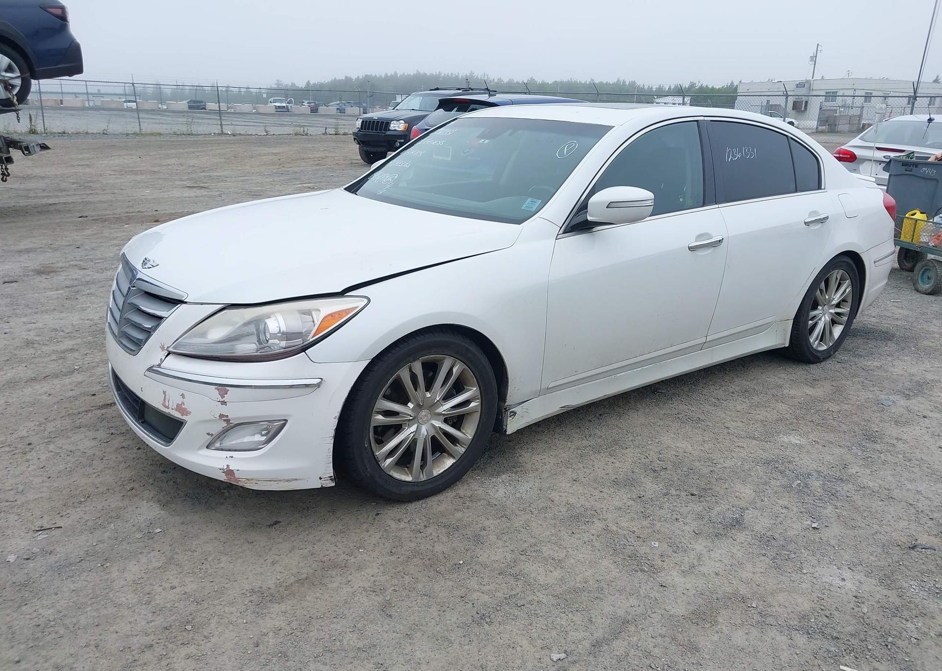 2012 HYUNDAI GENESIS 3.8 TECHNOLOGY