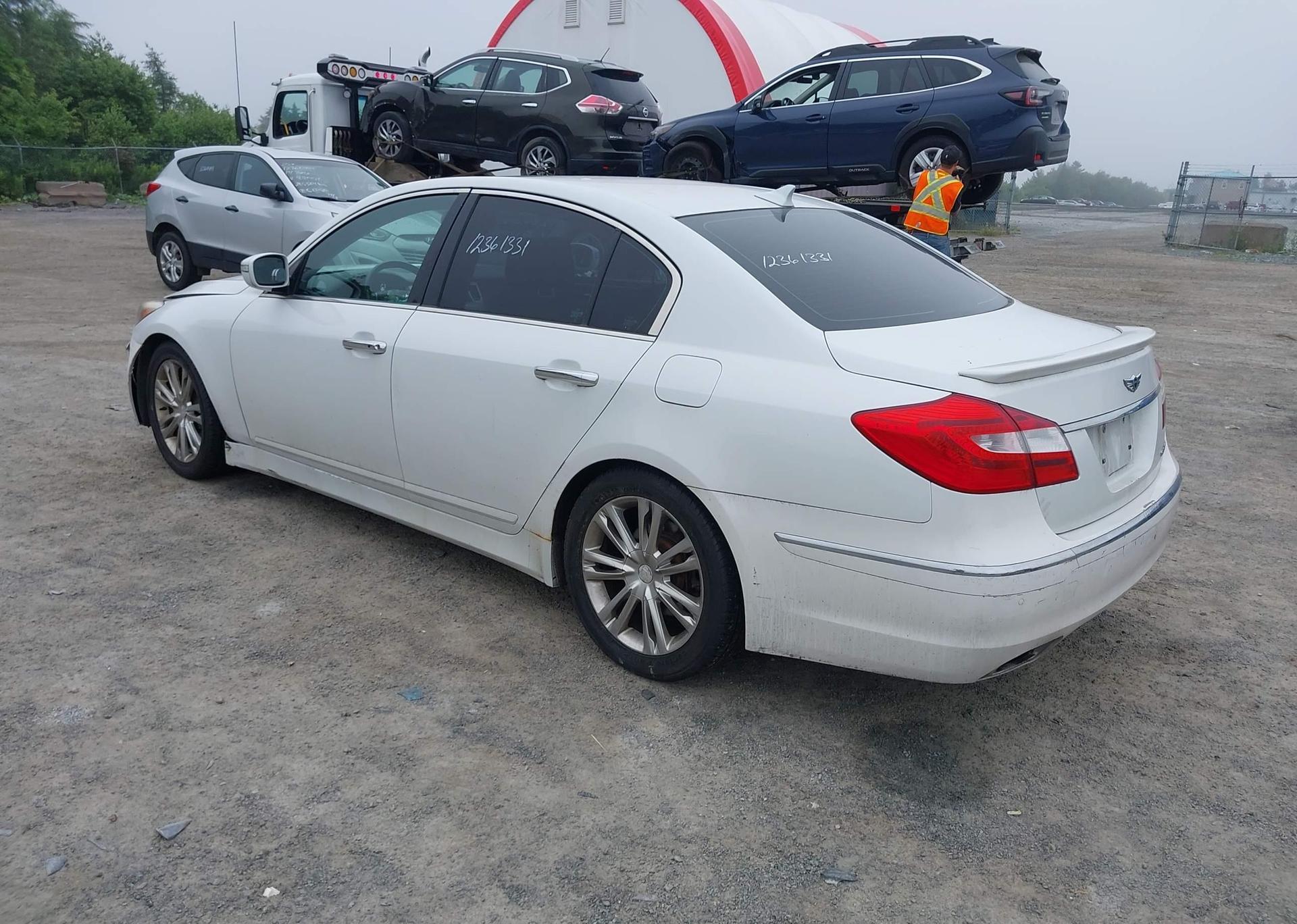 2012 HYUNDAI GENESIS 3.8 TECHNOLOGY