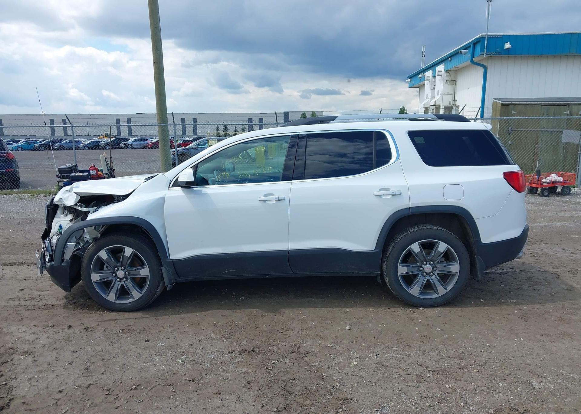 2017 GMC ACADIA SLT-2