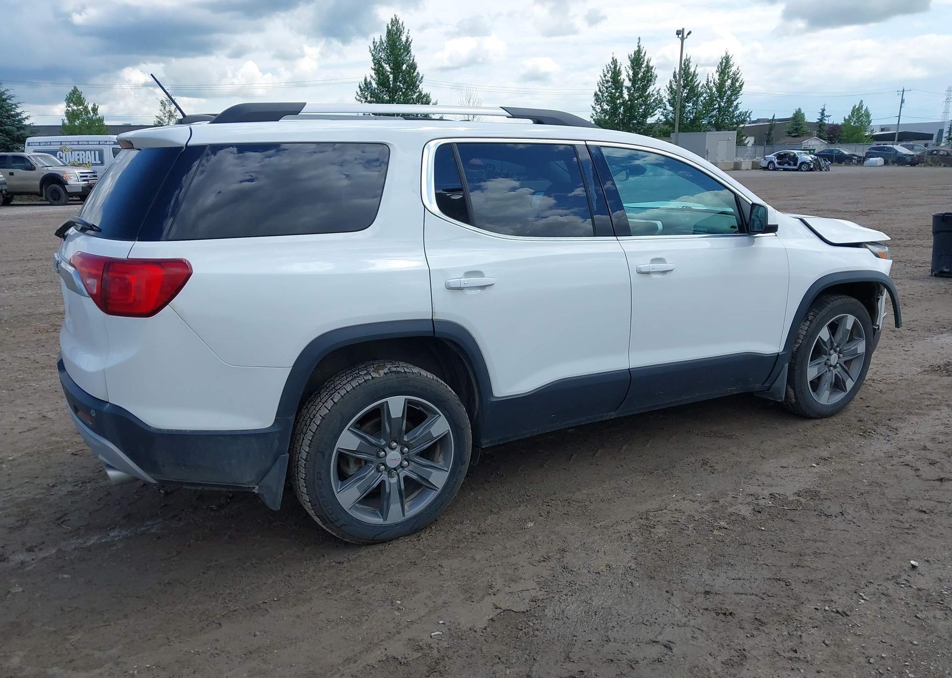 2017 GMC ACADIA SLT-2