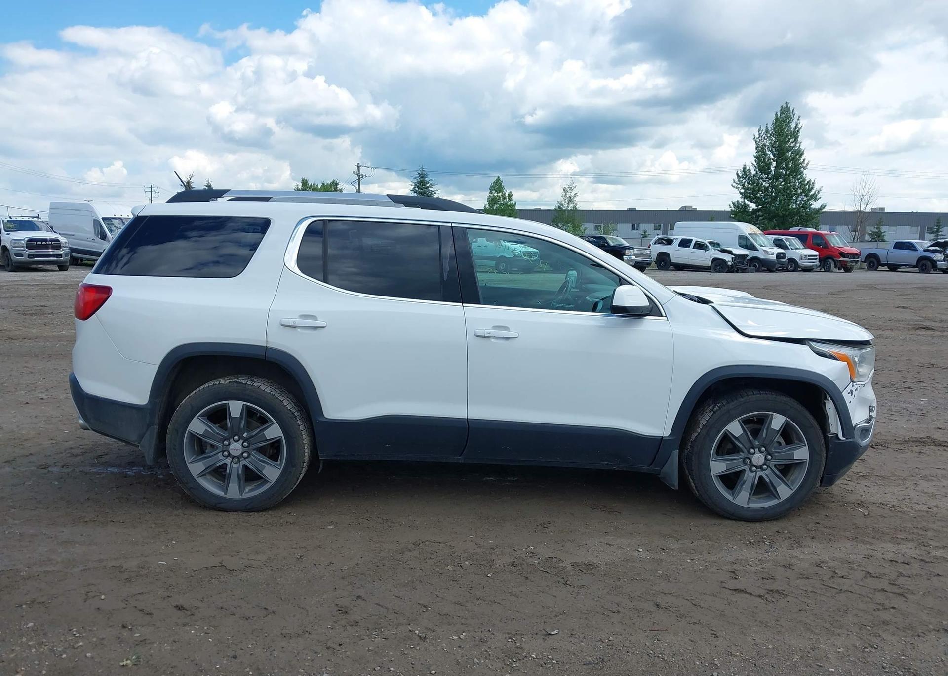 2017 GMC ACADIA SLT-2