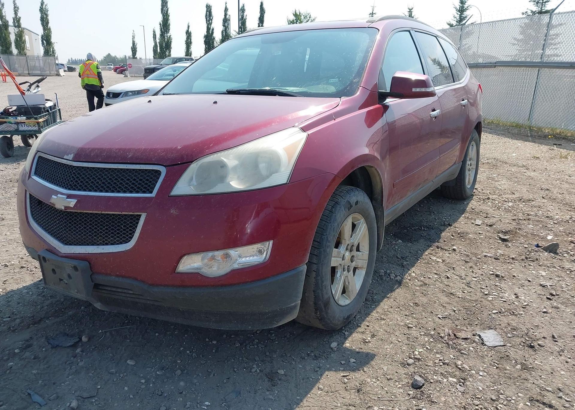 2011 CHEVROLET TRAVERSE LT