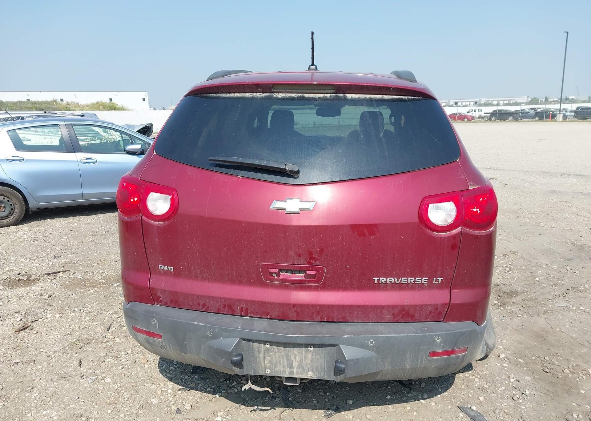 2011 CHEVROLET TRAVERSE LT