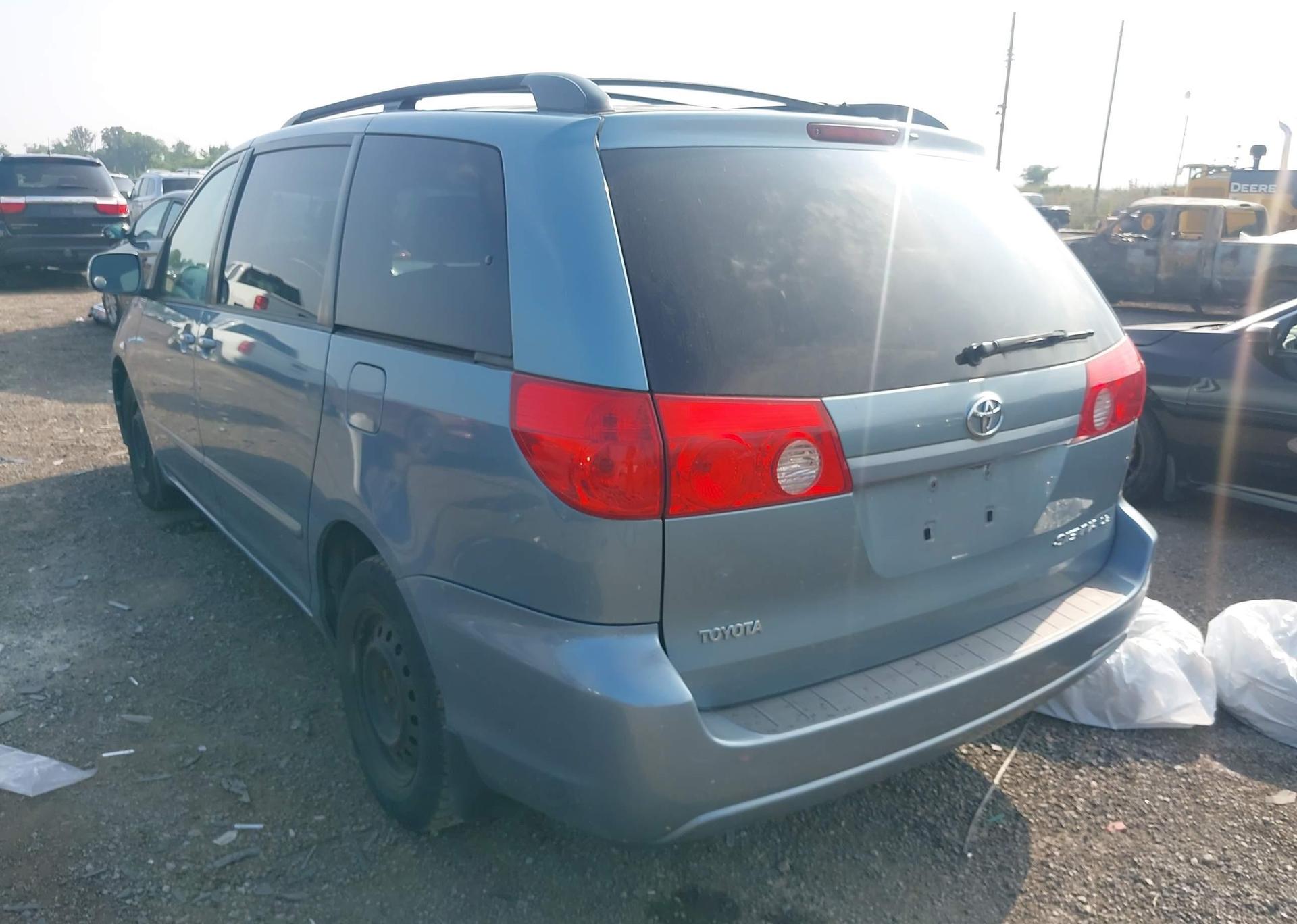 2008 TOYOTA SIENNA CE