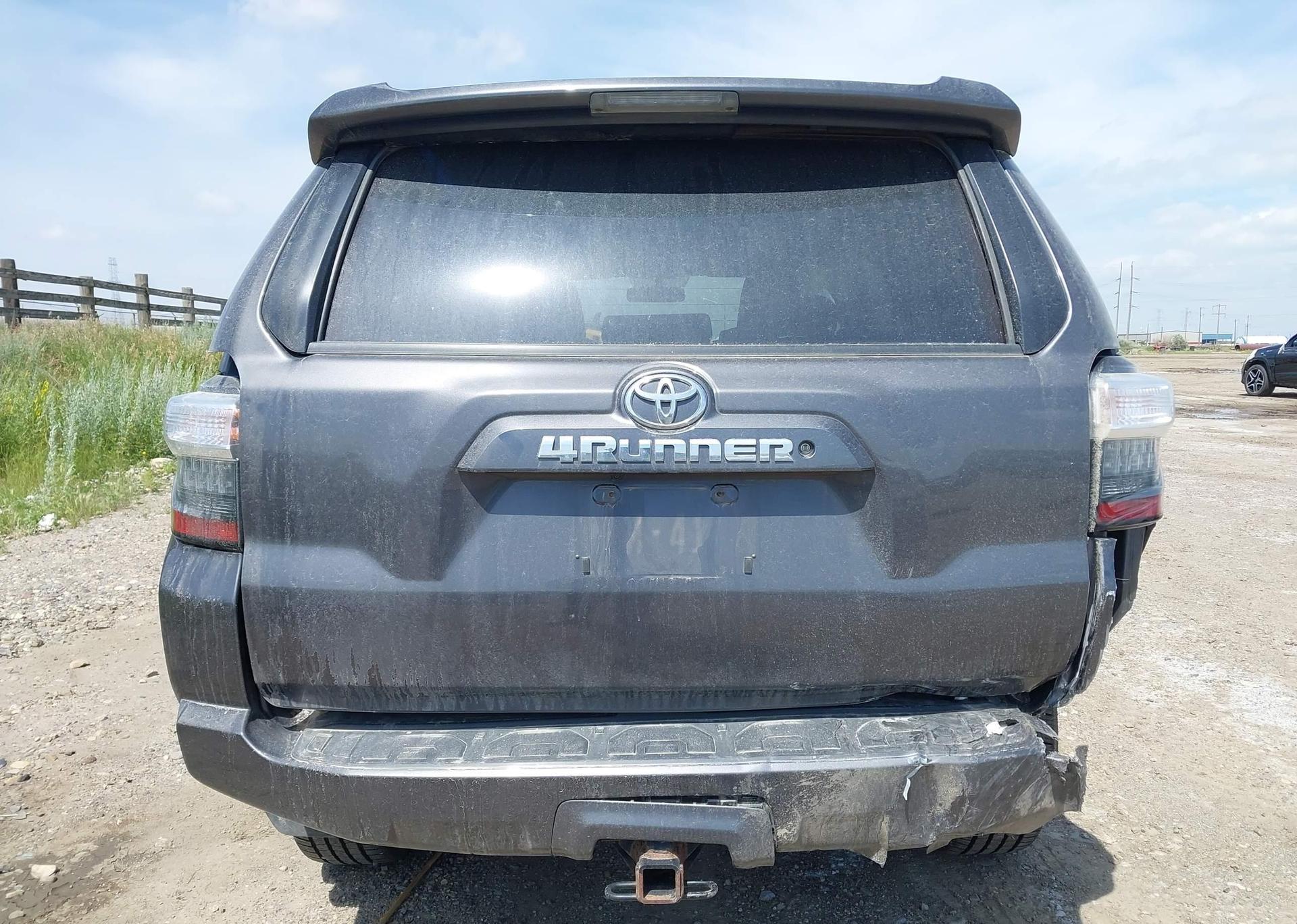2015 TOYOTA 4RUNNER SR5 V6
