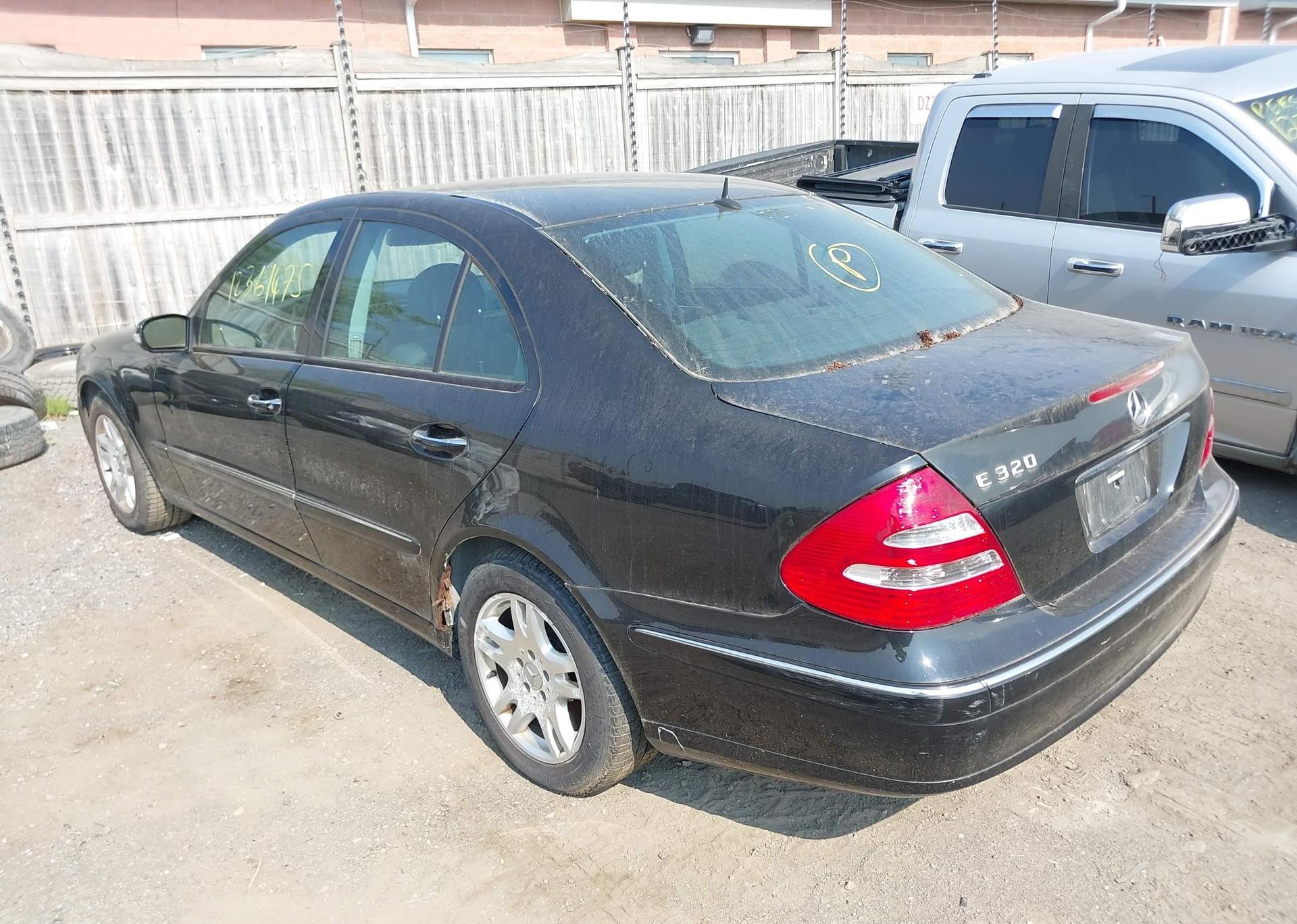 2003 MERCEDES-BENZ E 320