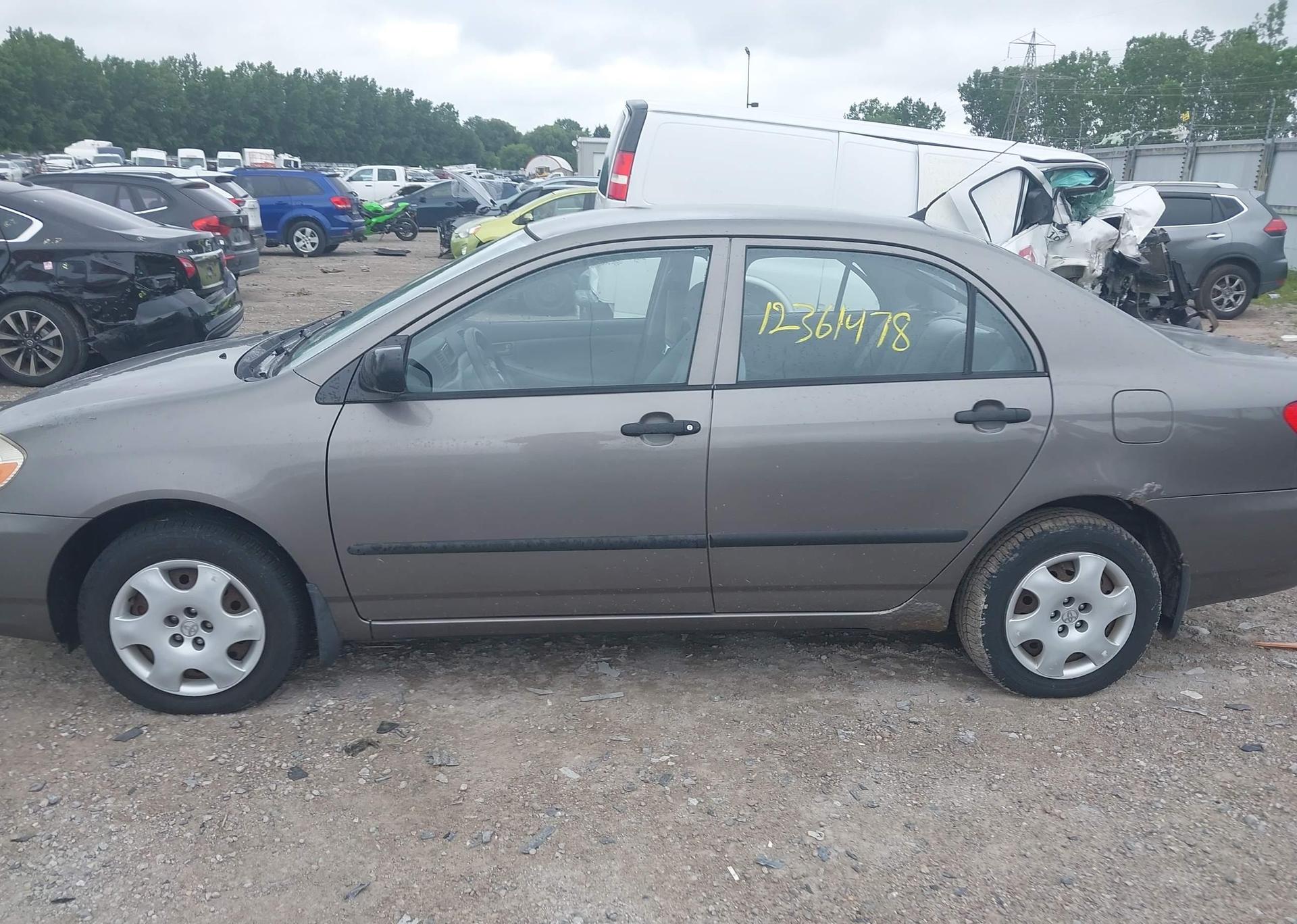 2003 TOYOTA COROLLA CE