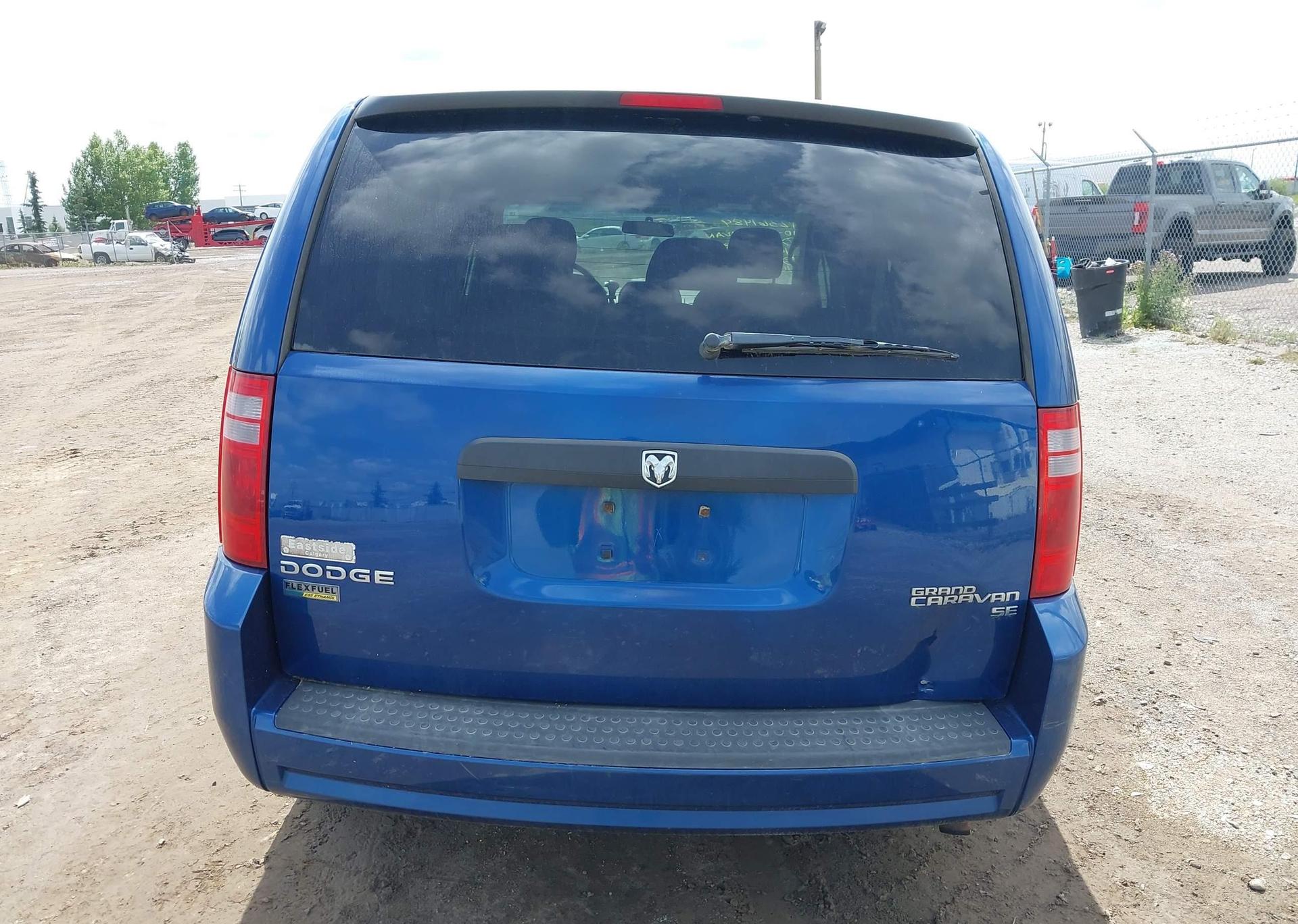 2010 DODGE GRAND CARAVAN SE