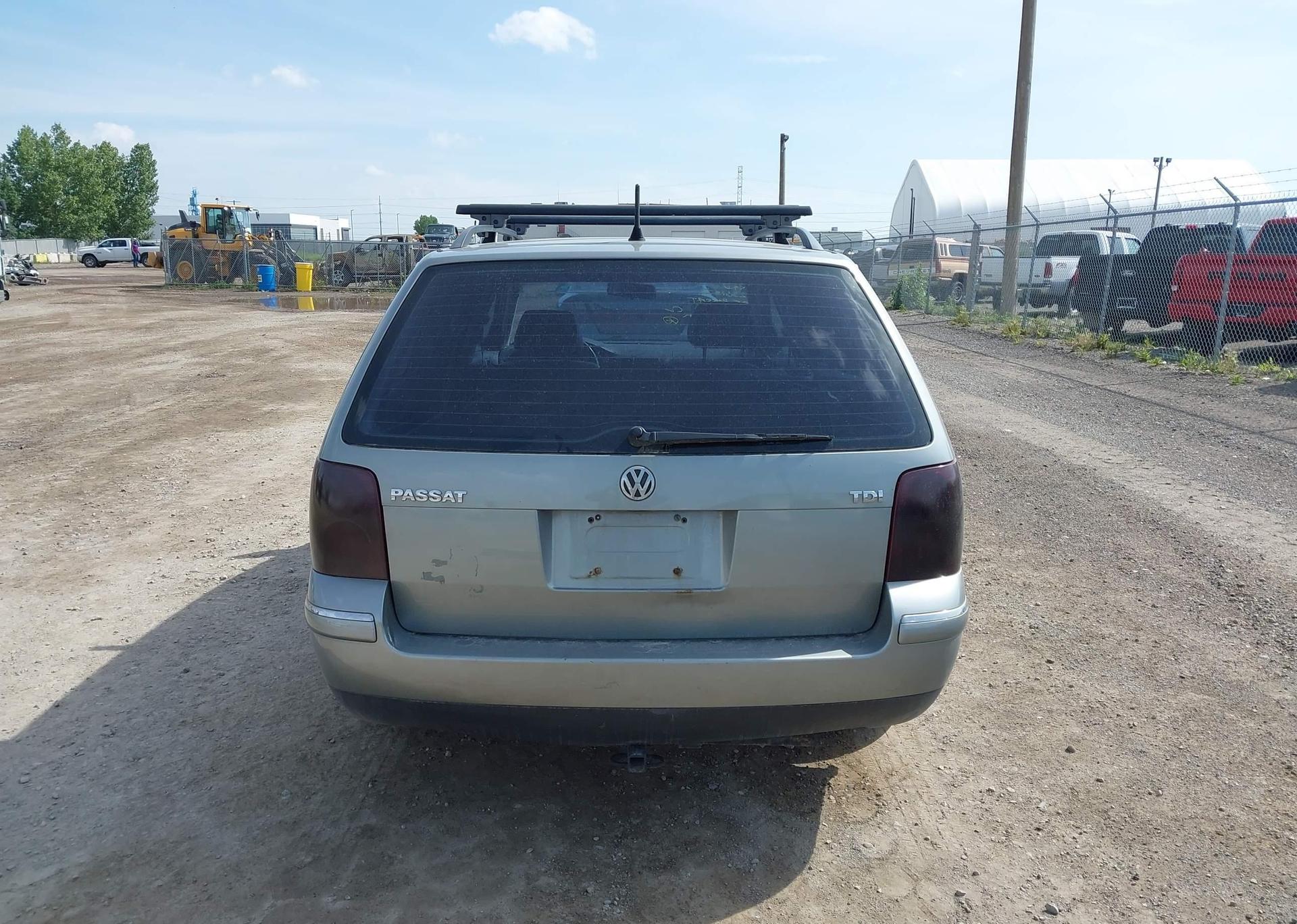 2005 VOLKSWAGEN PASSAT GLS TDI