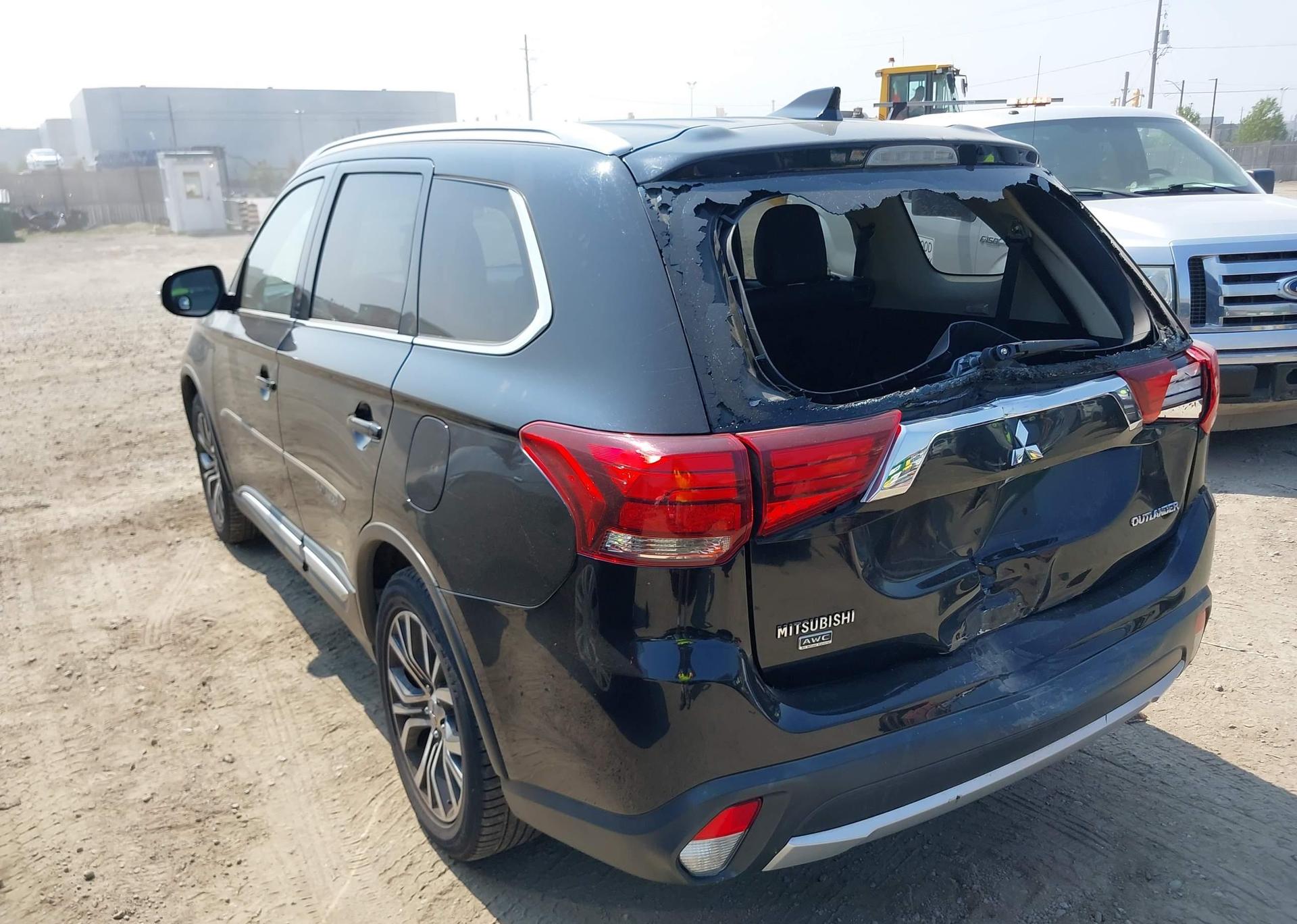 2018 MITSUBISHI outlander