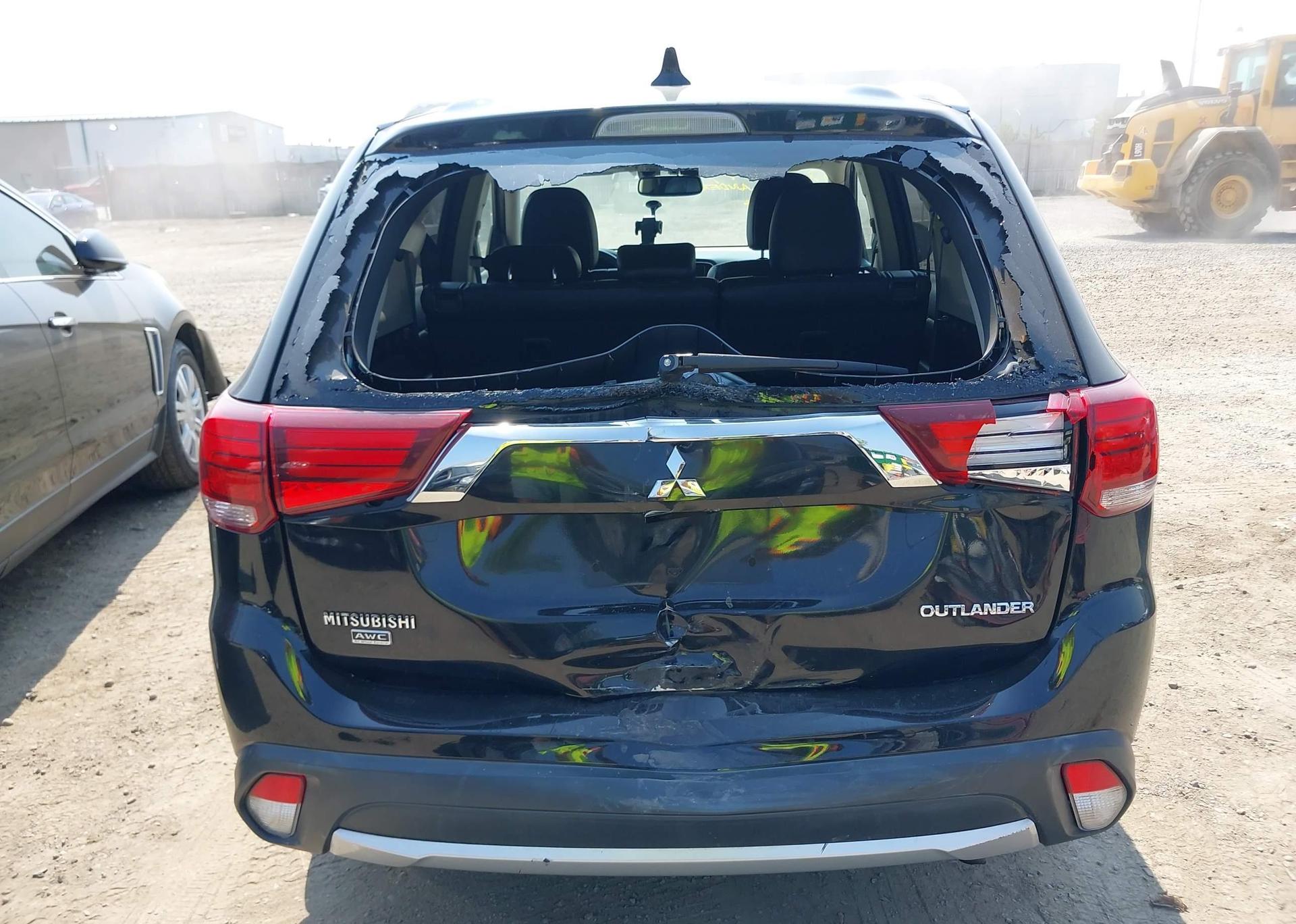 2018 MITSUBISHI outlander