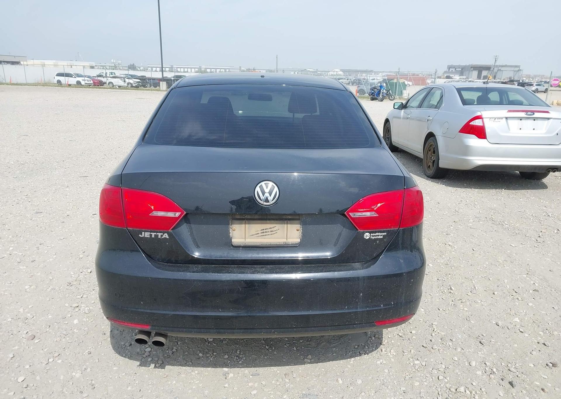 2013 VOLKSWAGEN JETTA S