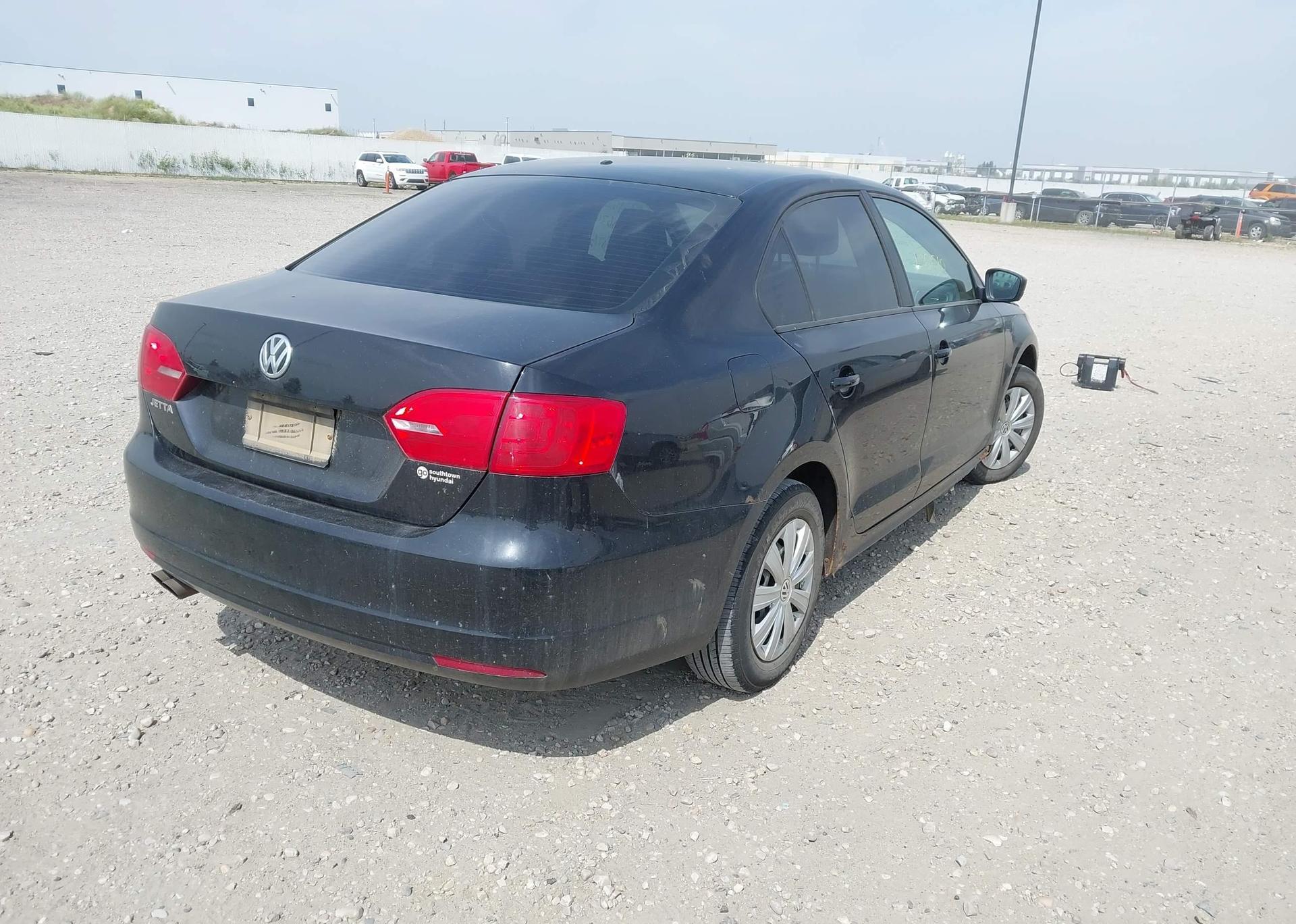 2013 VOLKSWAGEN JETTA S
