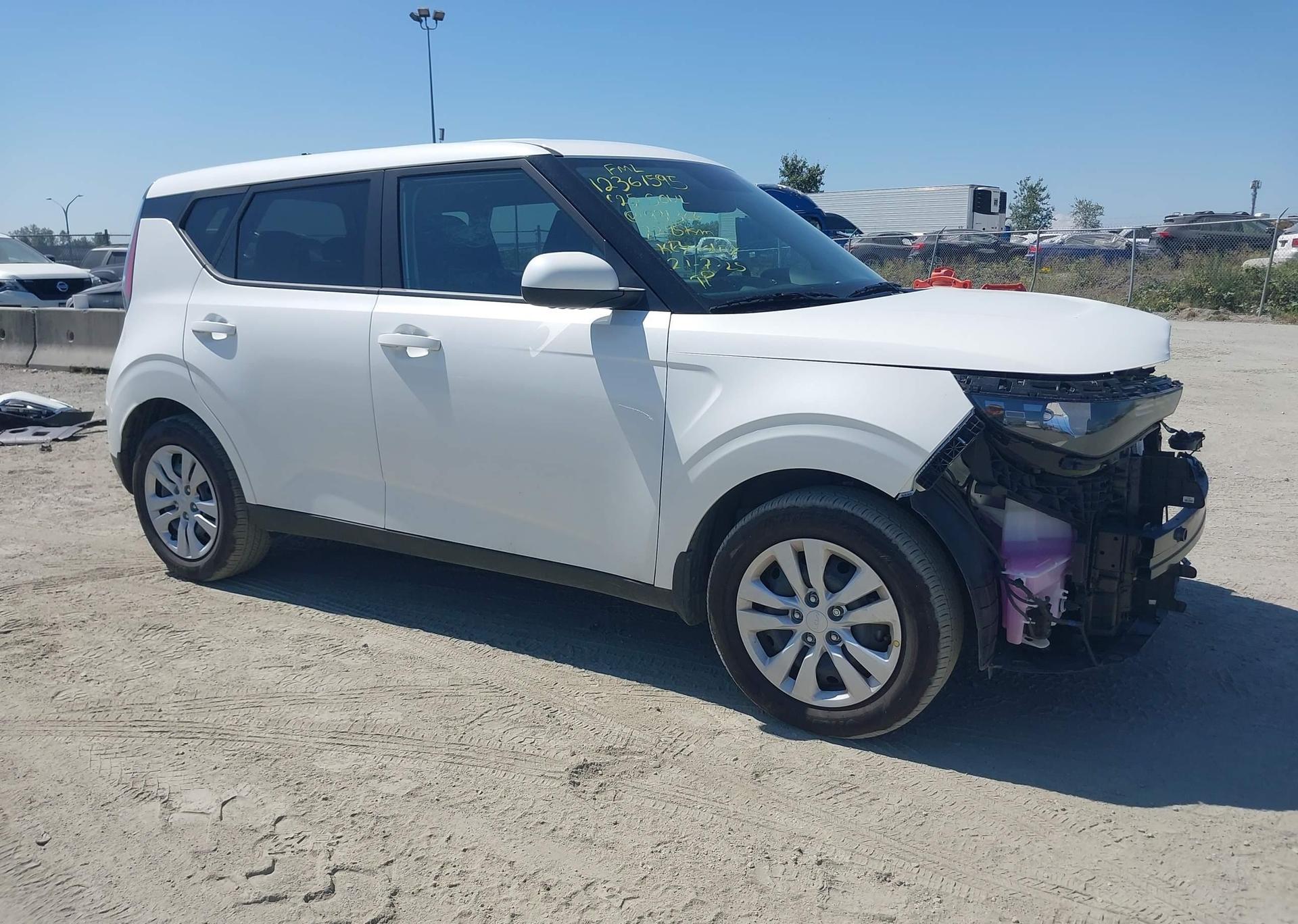 2025 KIA SOUL LX