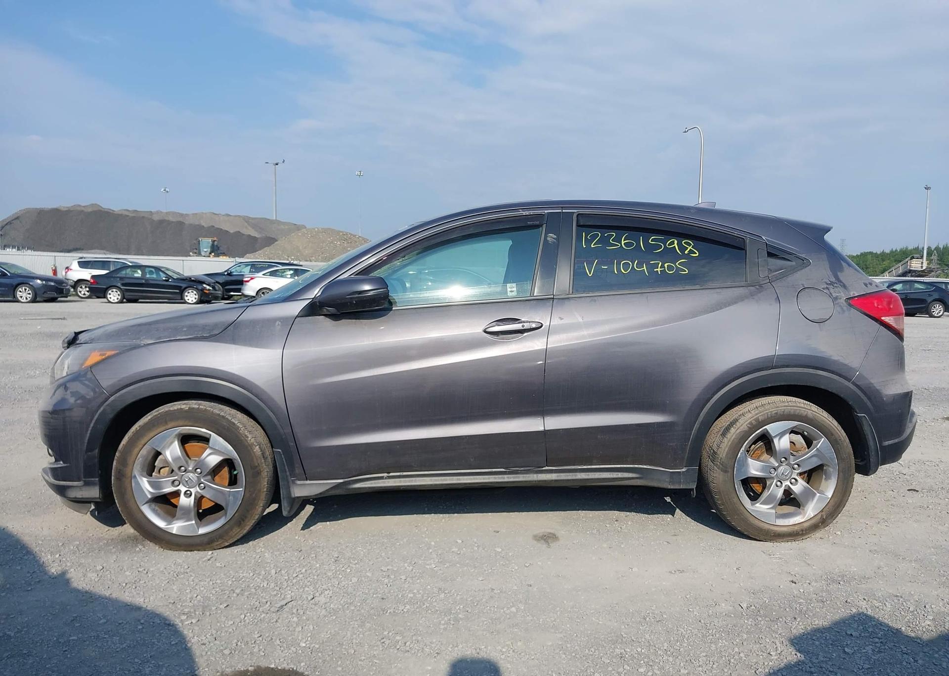 2017 HONDA HR-V EX